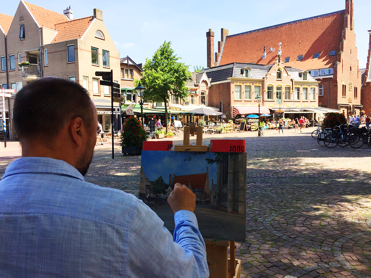 auke_rol_schildert_kerkplein_h